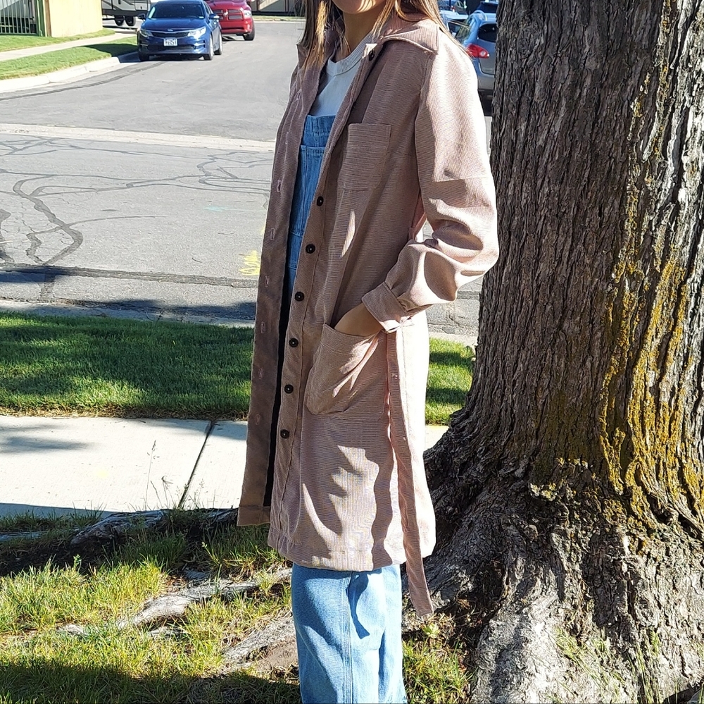 Lightweight Jacket - Picture 3 of 5